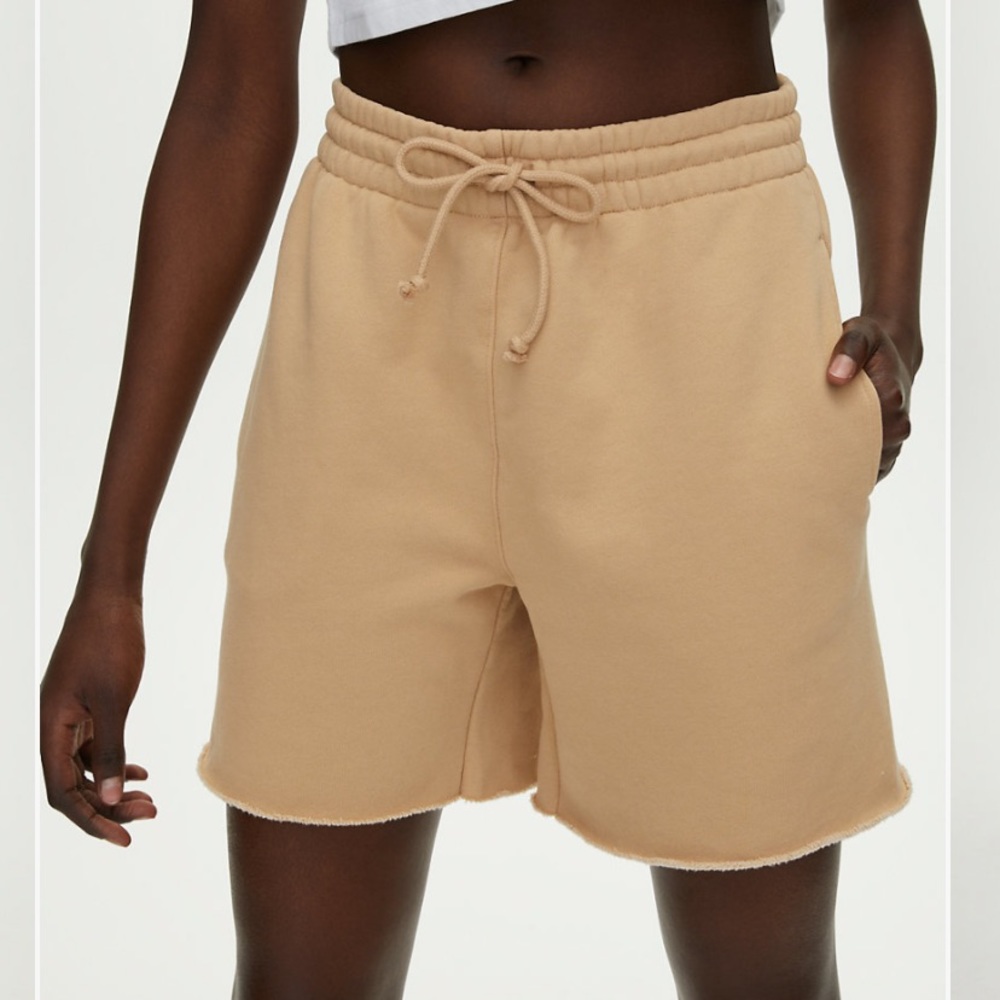 🤍Aritzia Shorts